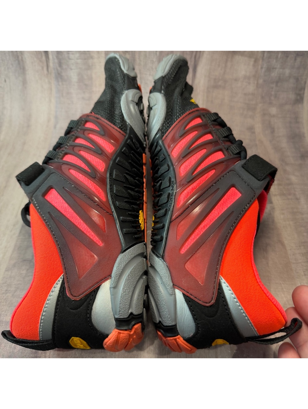 Vibram FiveFingers V-Train Women's 9-9.5 Cross Training Shoes 17W6604 - Picture 8 of 16